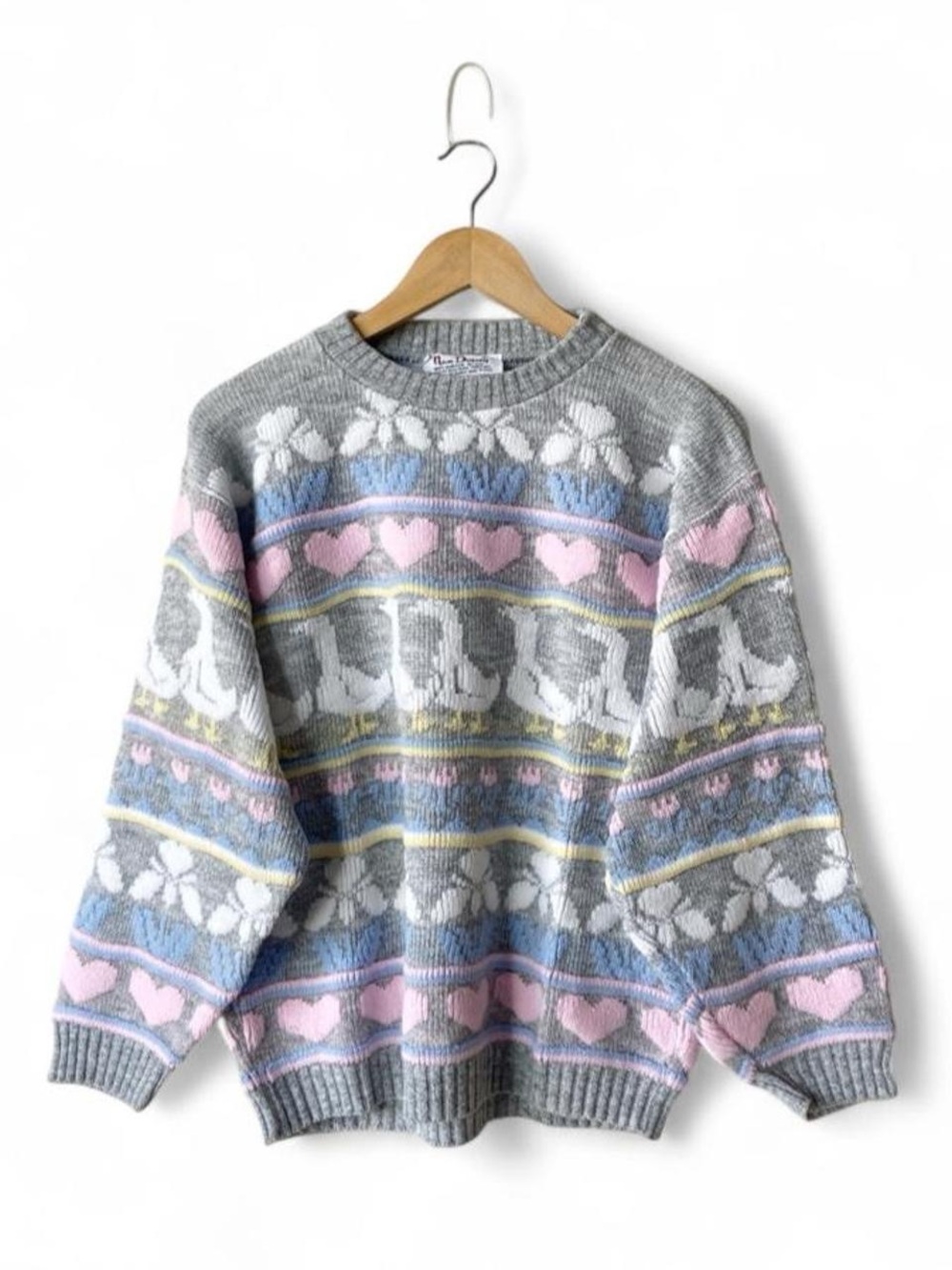 Vintage 90s Goose Heart Flower Pastel Knit
Sweater